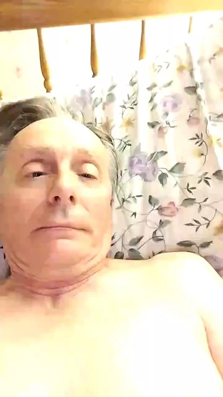 Keeviinhot on Cam4 