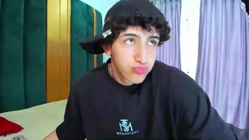 Kervs__ on Cam4 