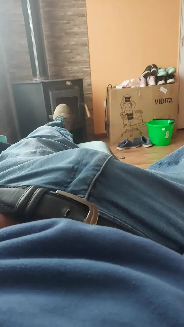 Offline Khalifaa29 on Cam4