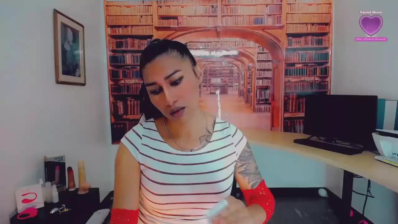 khiara_moretti on Cam4 