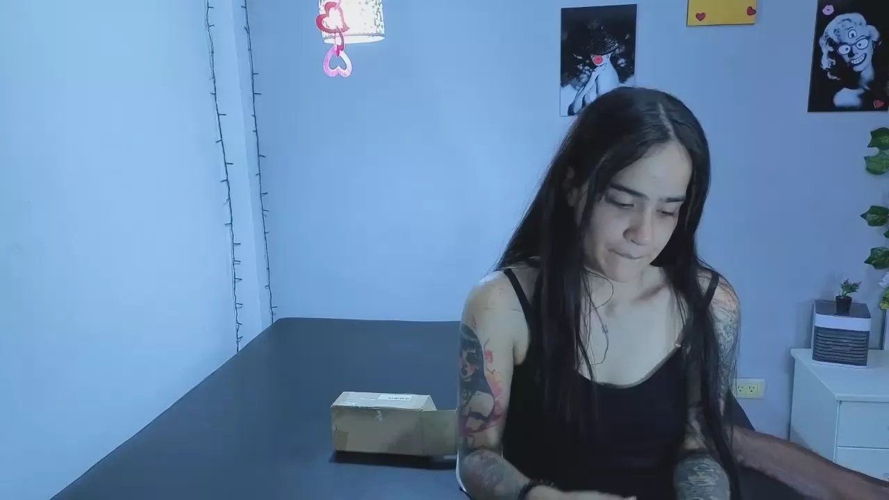 Offline Kimandyuk on Cam4