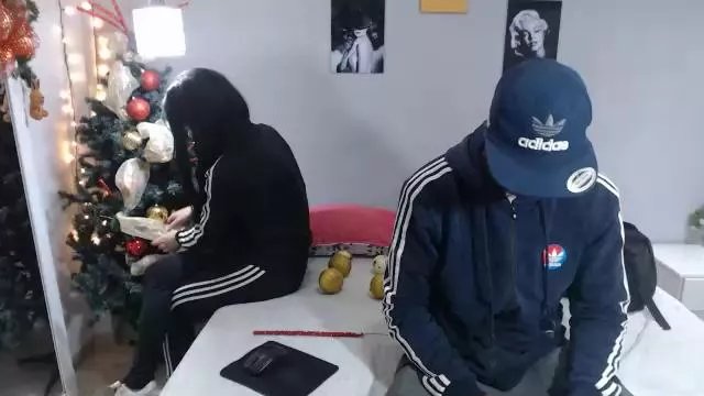 Offline Kimandyuk on Cam4