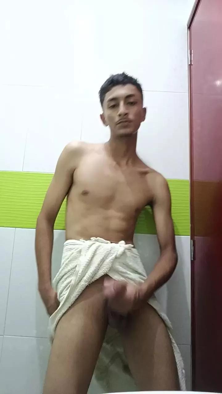 King_Cock7 on Cam4 