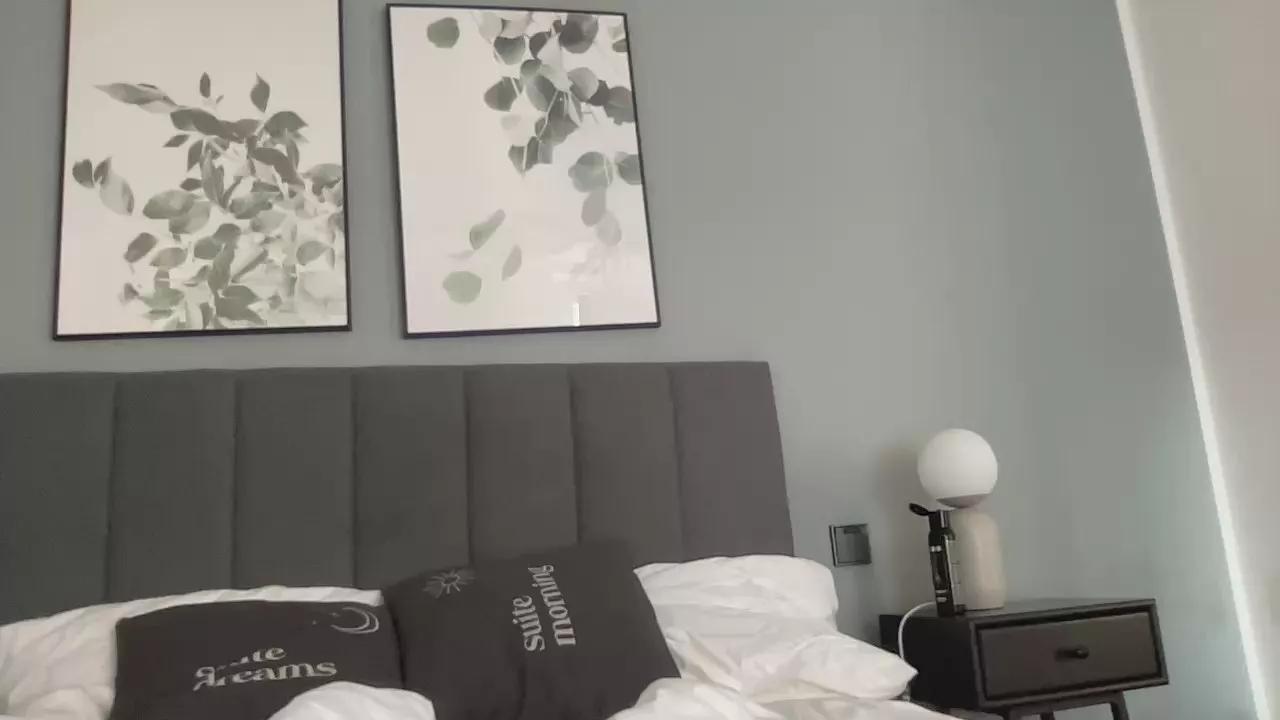 Kinkyroboy on Cam4 