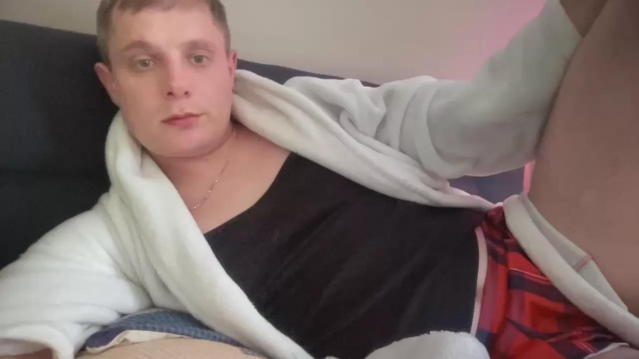 Kinkyroboy on Cam4 