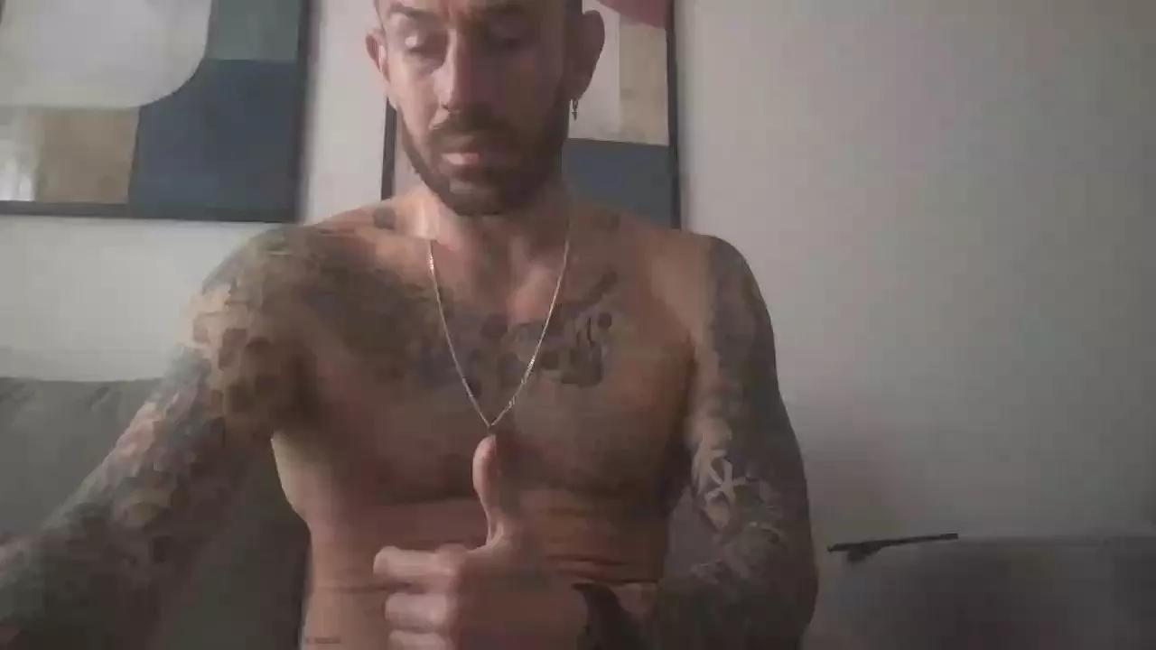 kukufalo1 on Cam4 