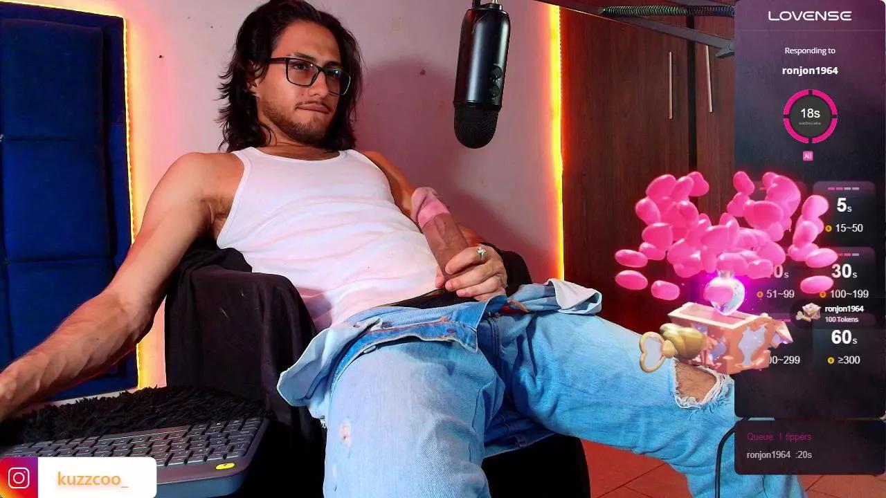 kuzzco on Cam4 
