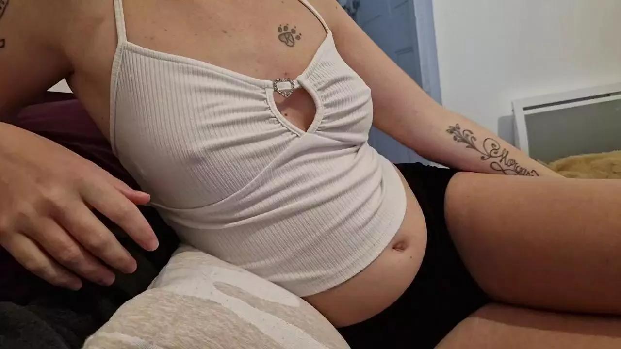 kyrakyra1 on Cam4 