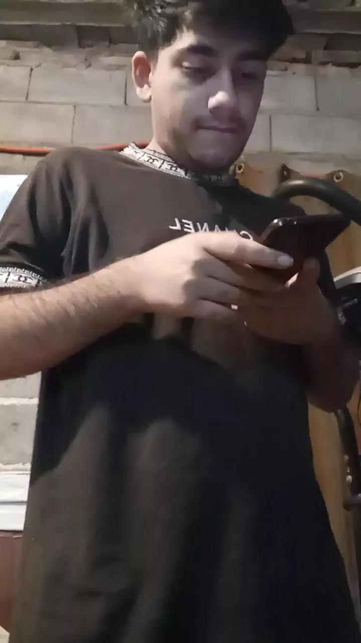 Lautumacho on Cam4 