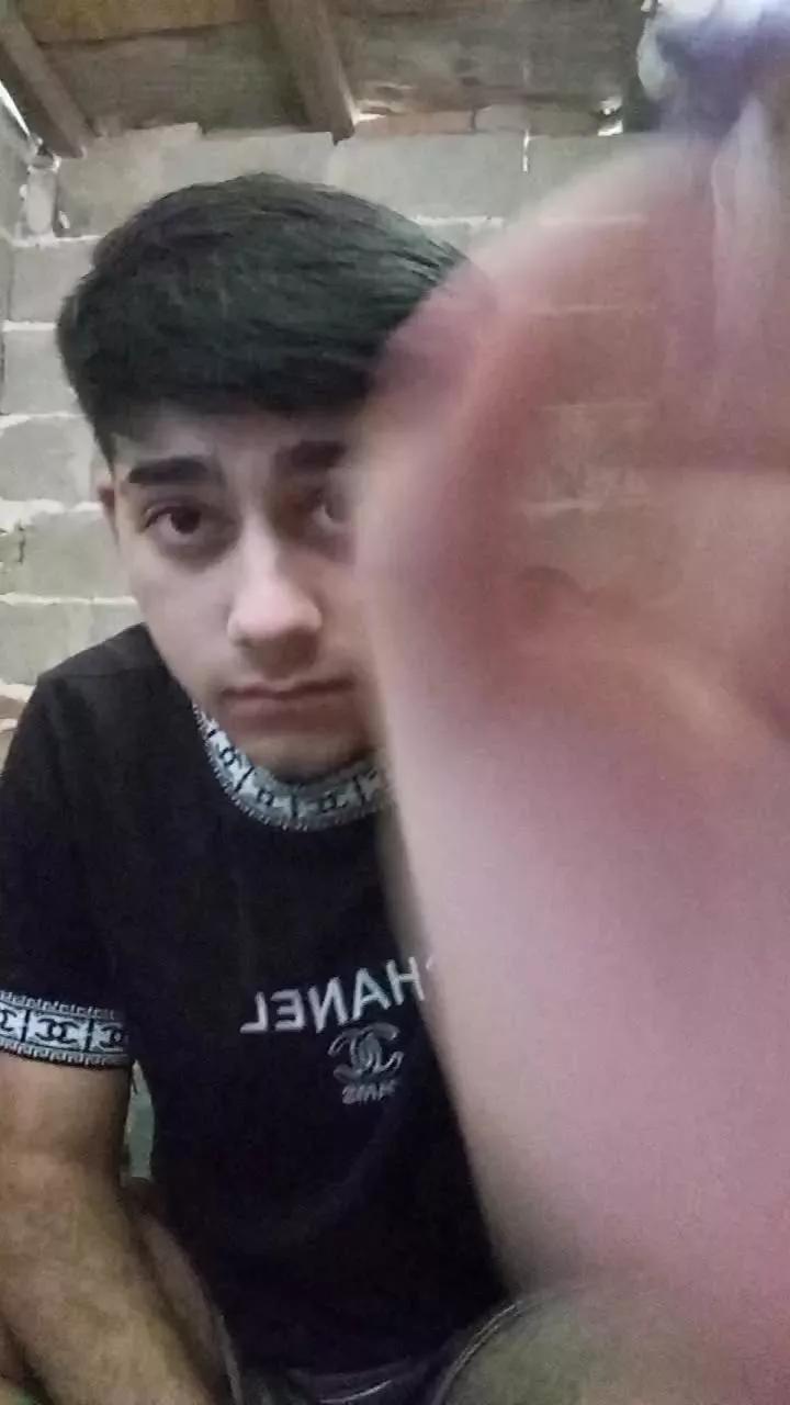 Lautumacho on Cam4 