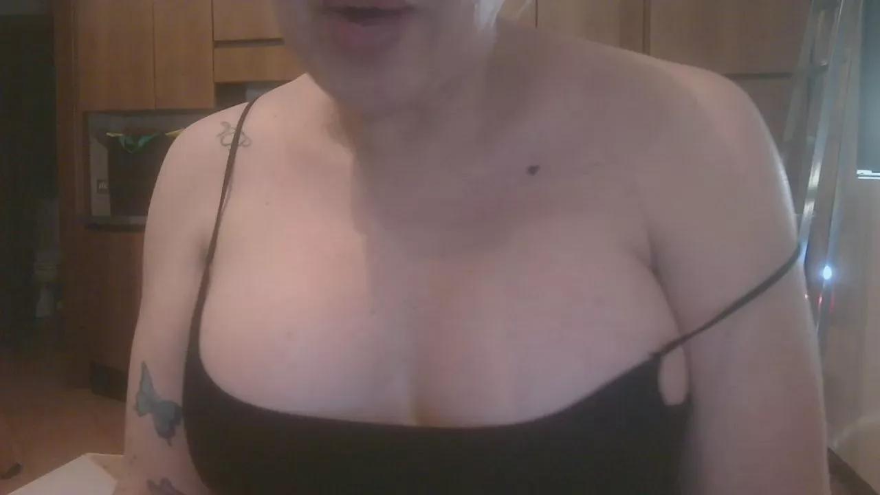 laylasan071 on Cam4 