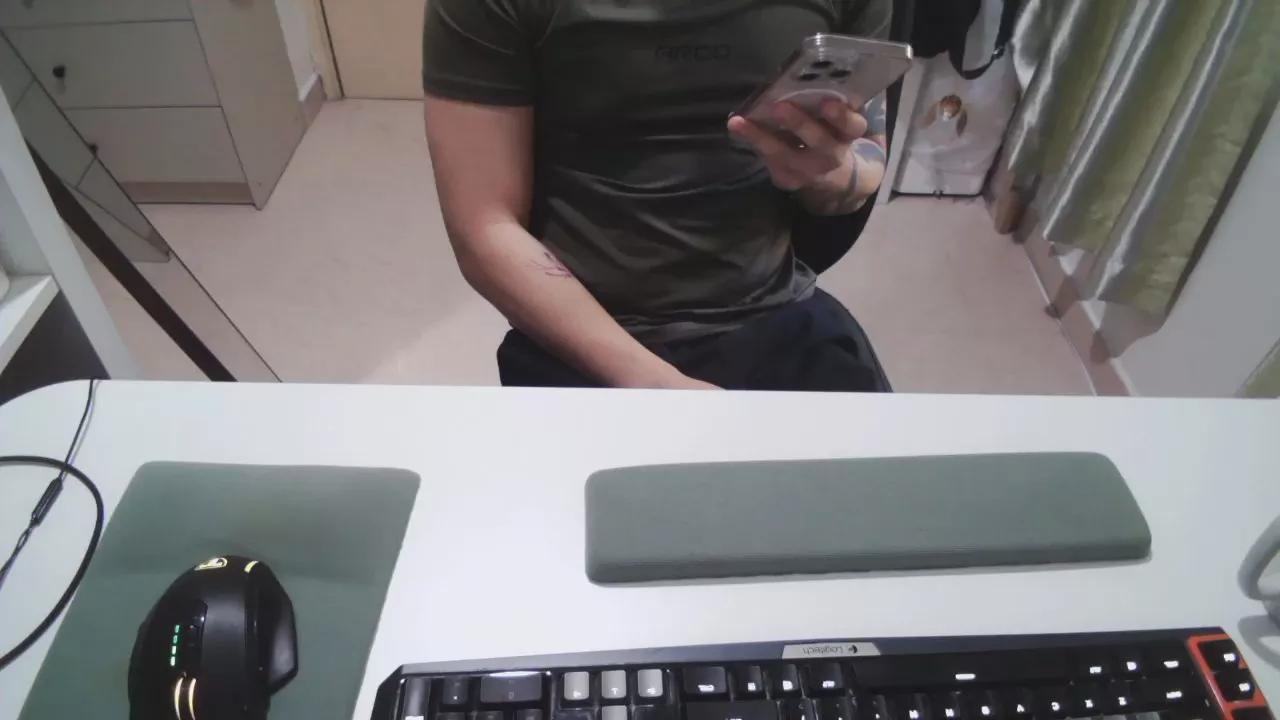 lazybird8899 on Cam4 