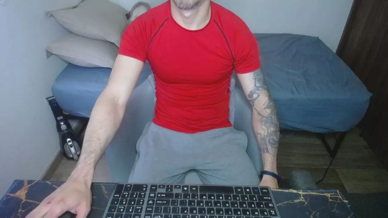 Lealboy on Cam4 