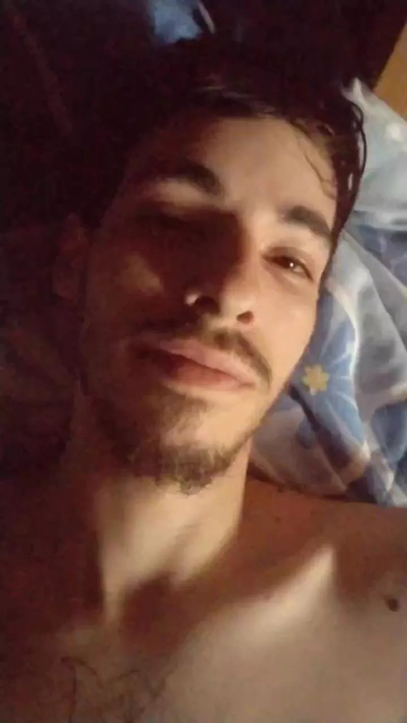 Offline leandrogallo on Cam4