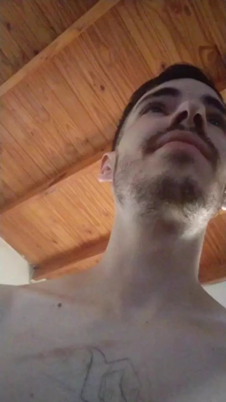 Offline leandrogallo on Cam4