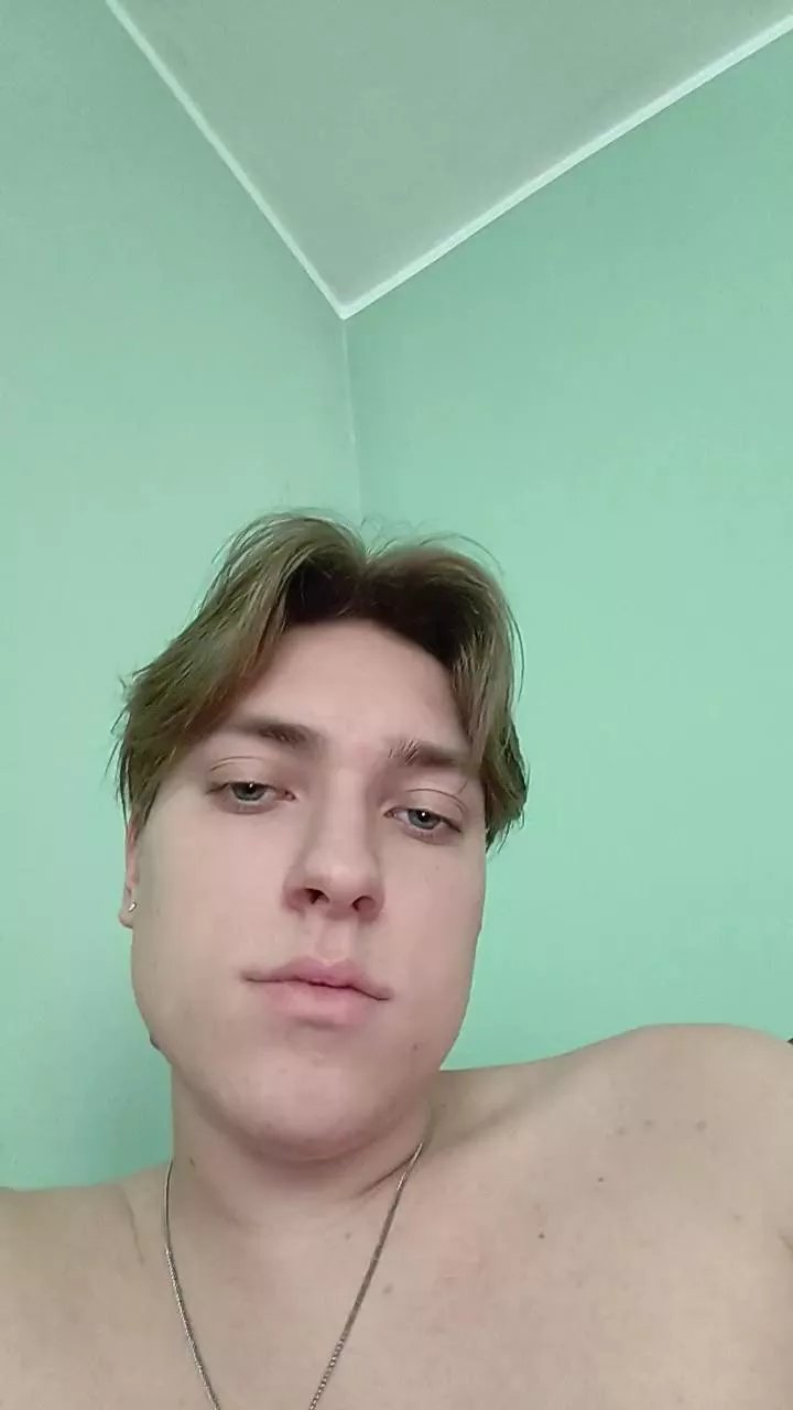 Offline lele356 on Cam4