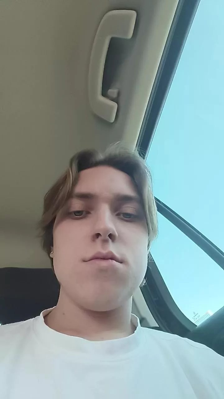 Offline lele356 on Cam4