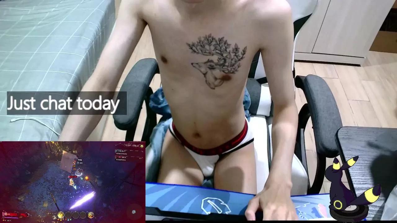 Leo0728 on Cam4 