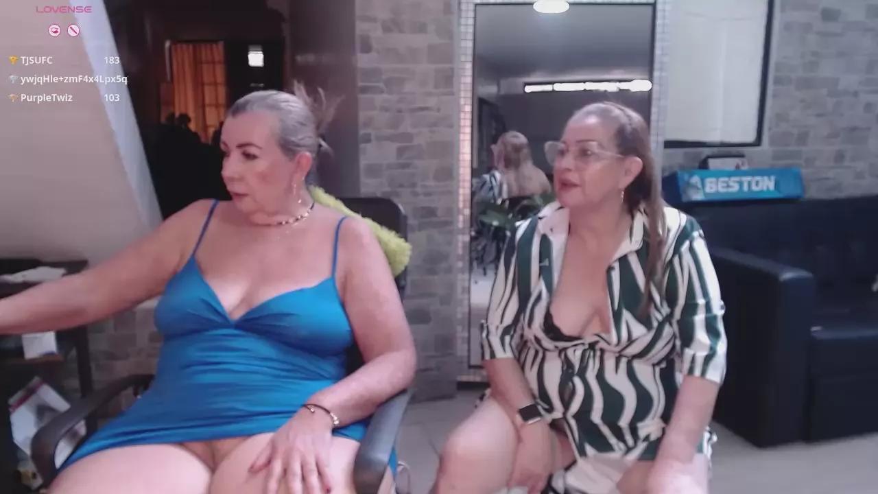 leonnela on Cam4 
