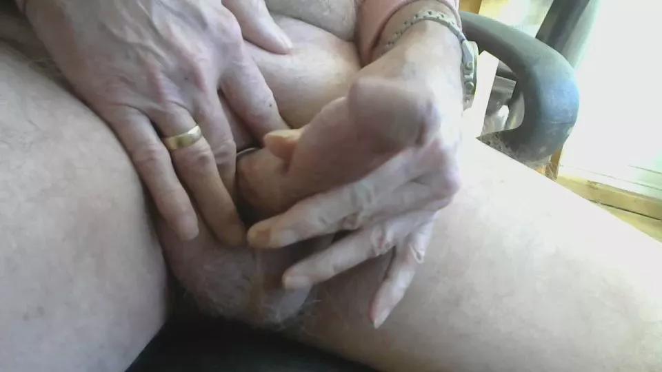 libido27 on Cam4 