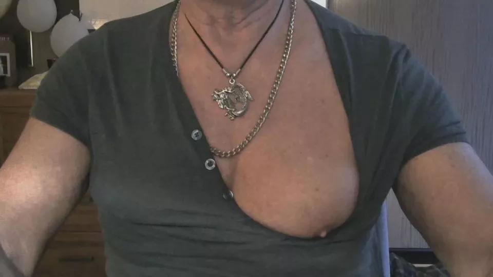 Longdorn on Cam4 