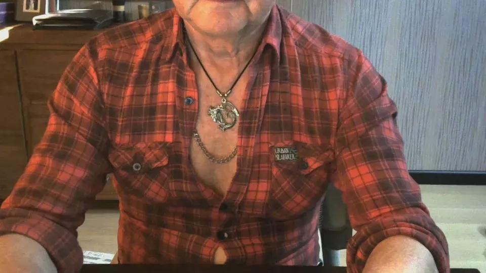 Longdorn on Cam4 