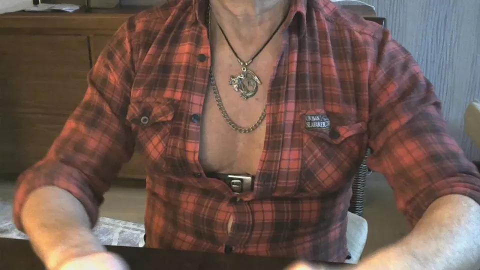 Longdorn on Cam4 