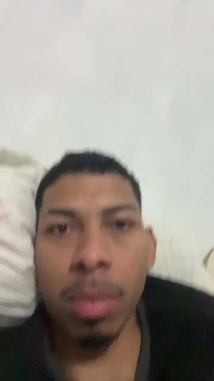 Offline LORATCHOZERA on Cam4