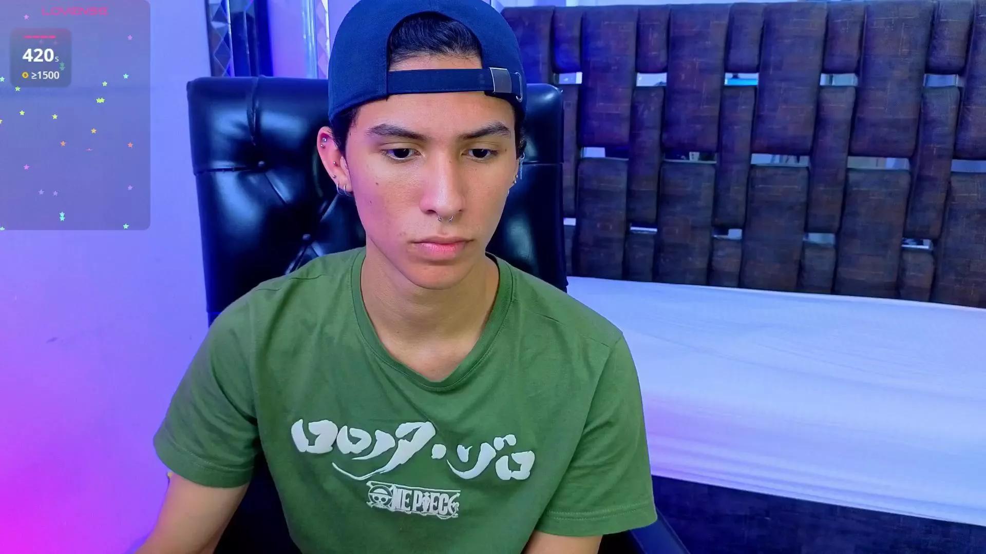 LouiRouse on Cam4 