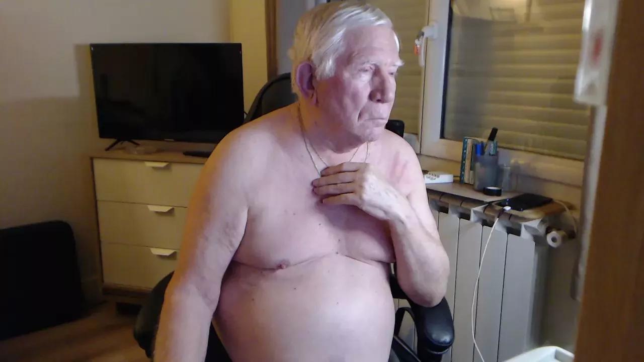 lourega38 on Cam4 