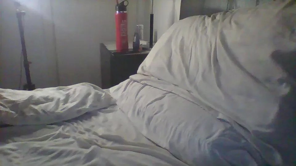 Offline Luca23millo90 on Cam4