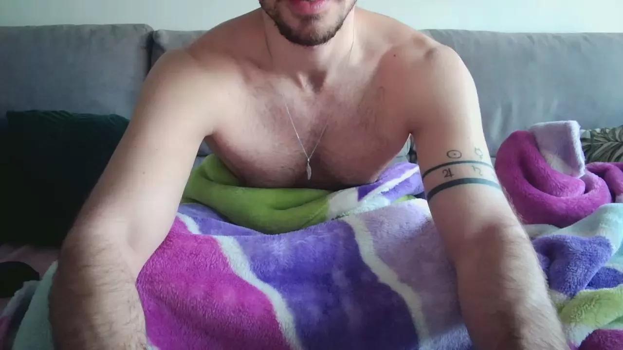 LucasErosSw on Cam4 