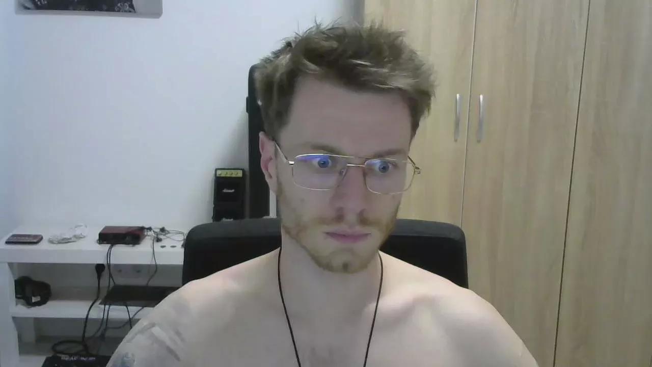 lukas480 on Cam4 