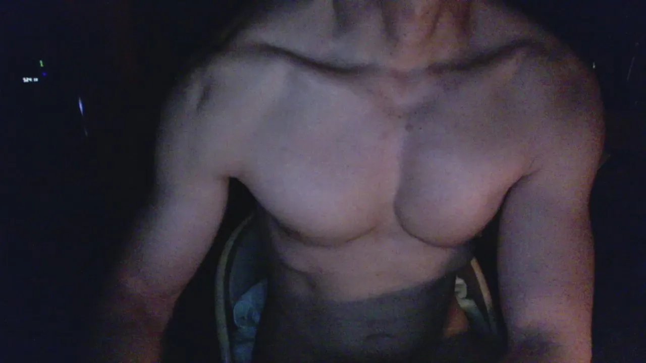 Offline Lukaspony on Cam4