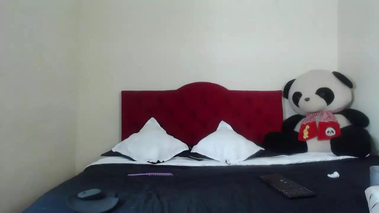 luluu_08 on Cam4 