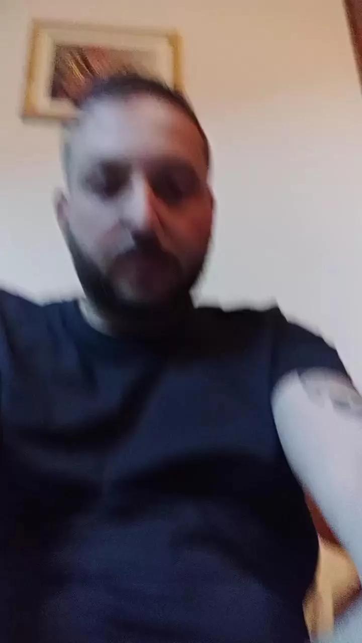 Luscio86 on Cam4 