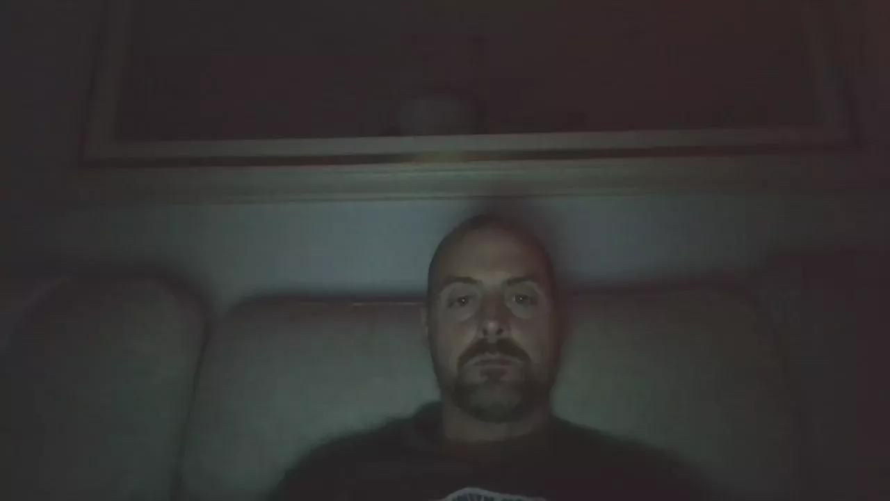 Madridhetero82 on Cam4 