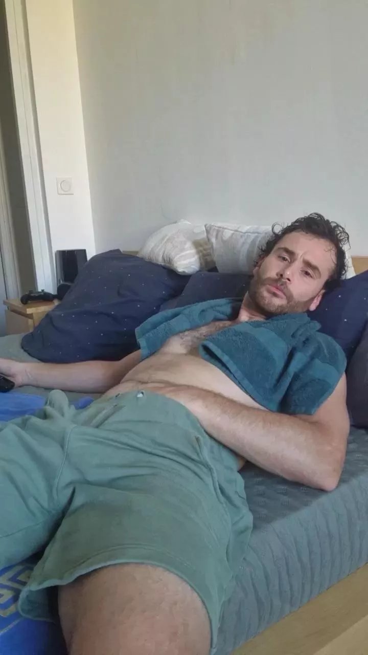 Offline MagicRatio_show on Cam4