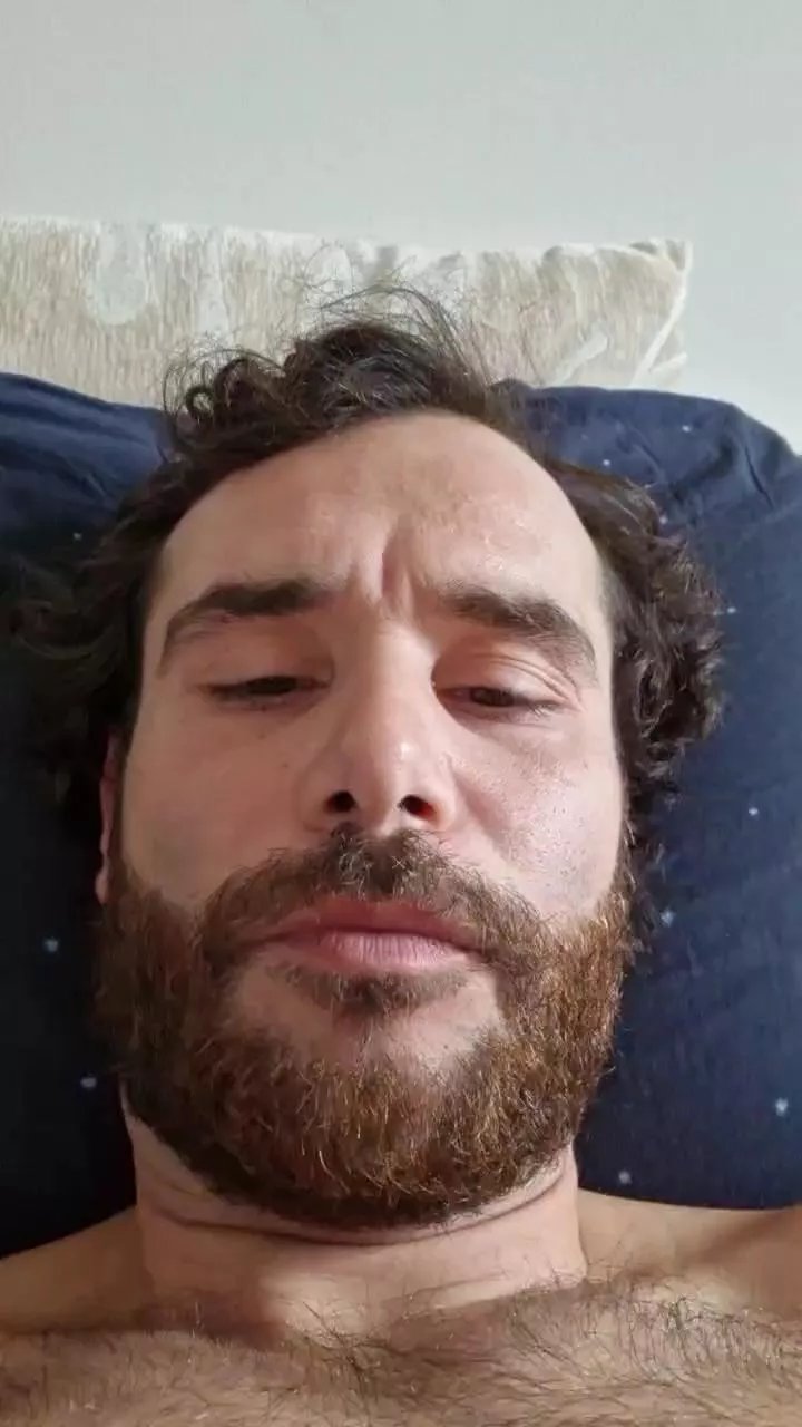 Offline MagicRatio_show on Cam4