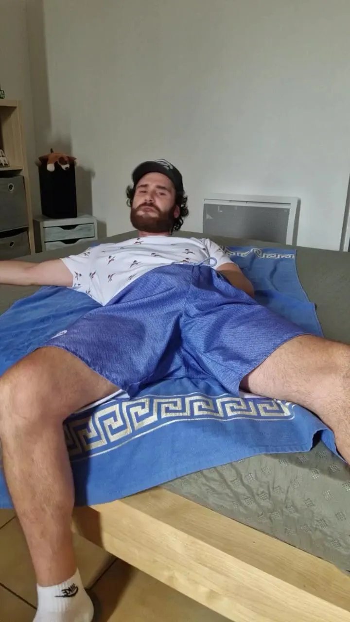 Offline MagicRatio_show on Cam4