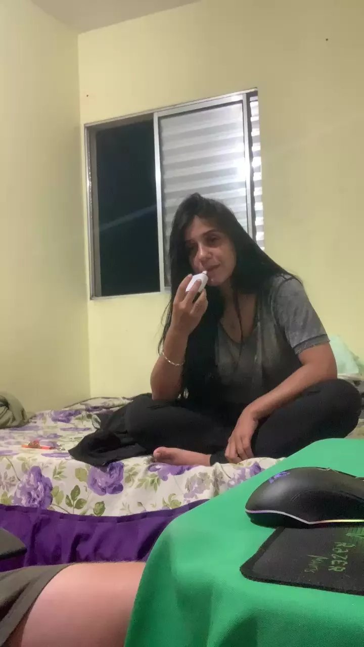 Offline malvadinha7 on Cam4