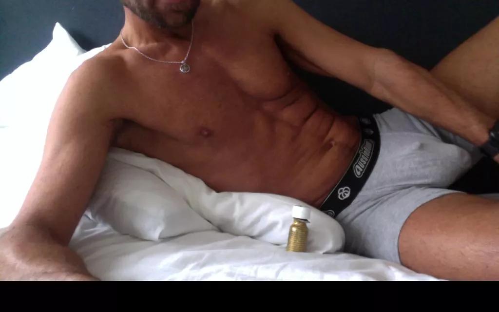manchestman2 on Cam4 