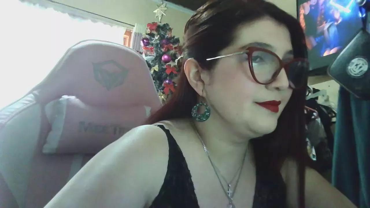 MaruMoon69 on Cam4 