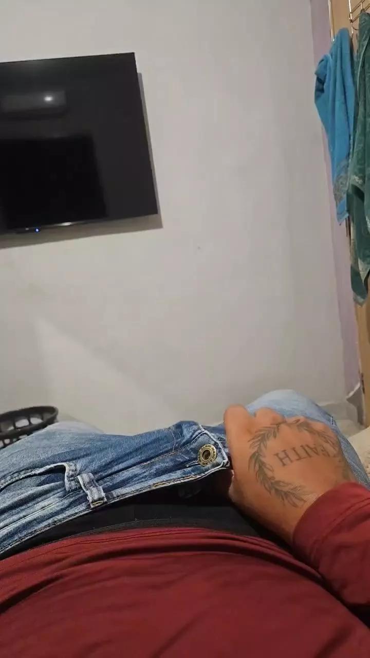 Mateuzin022rj3 on Cam4 