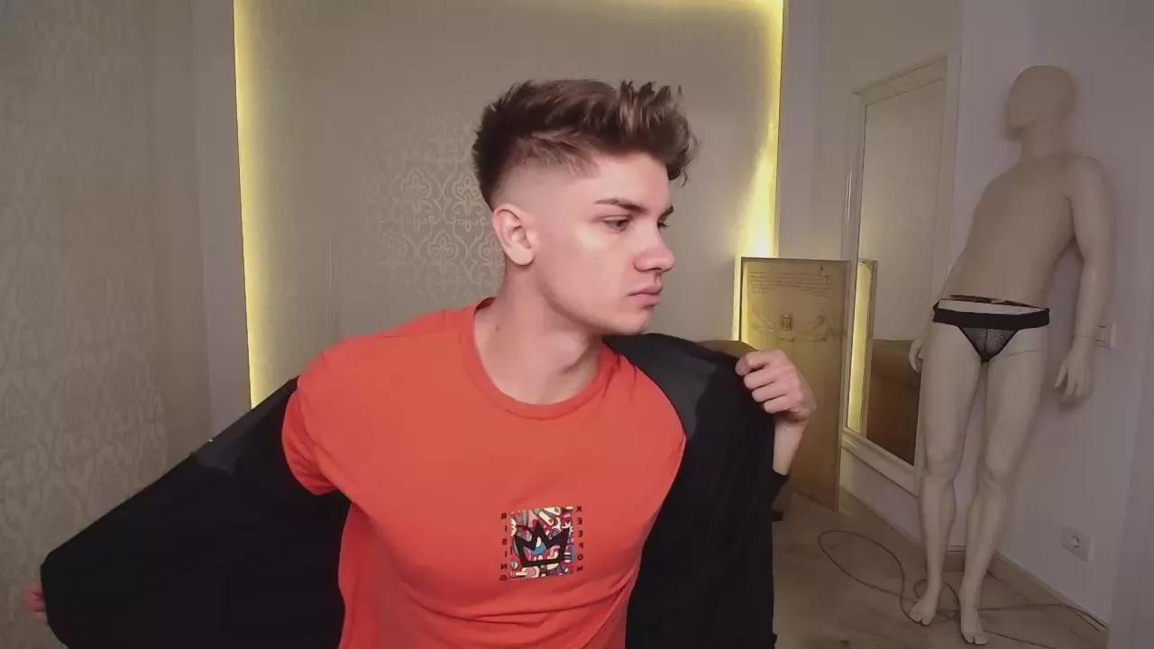 MaxKaiden on Cam4 