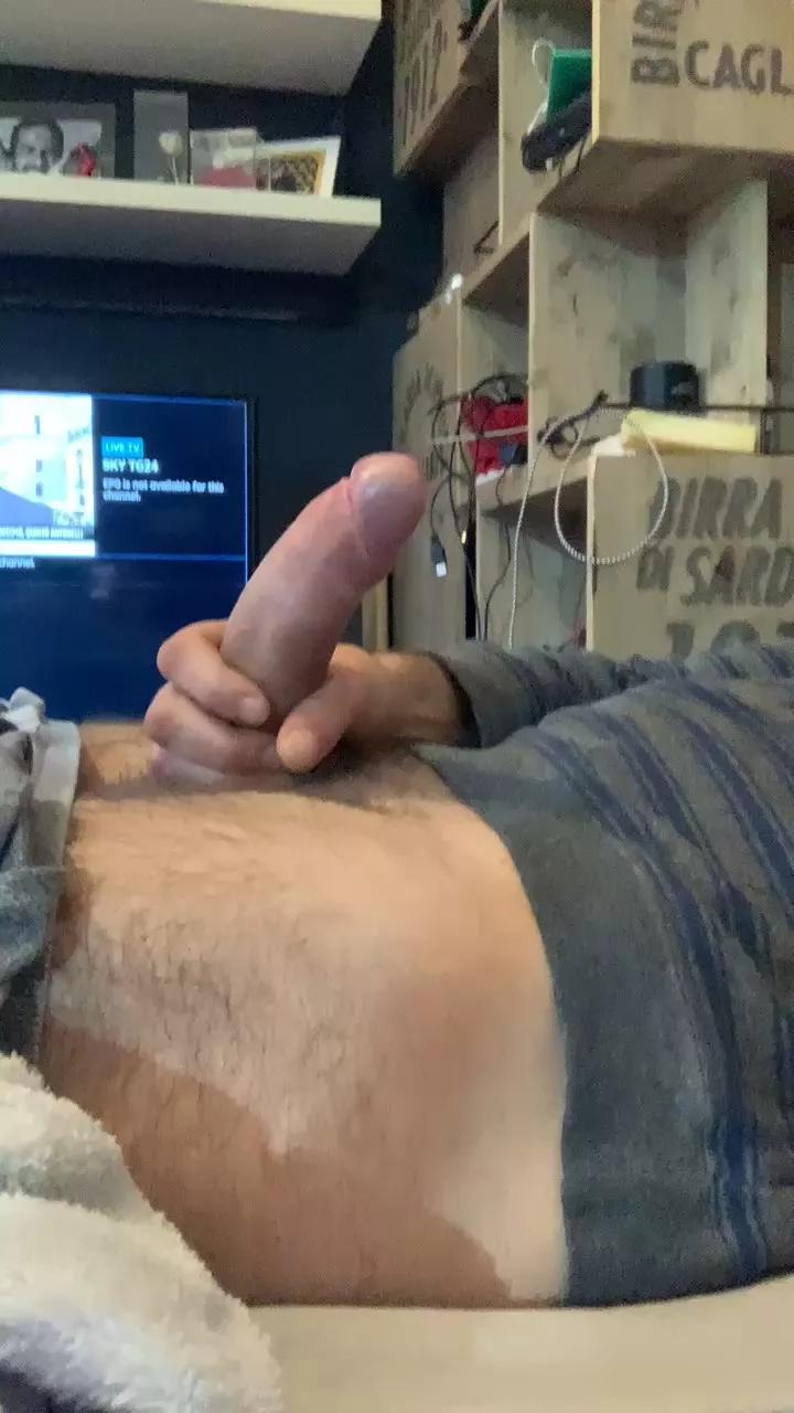 McEnrick1983 on Cam4 