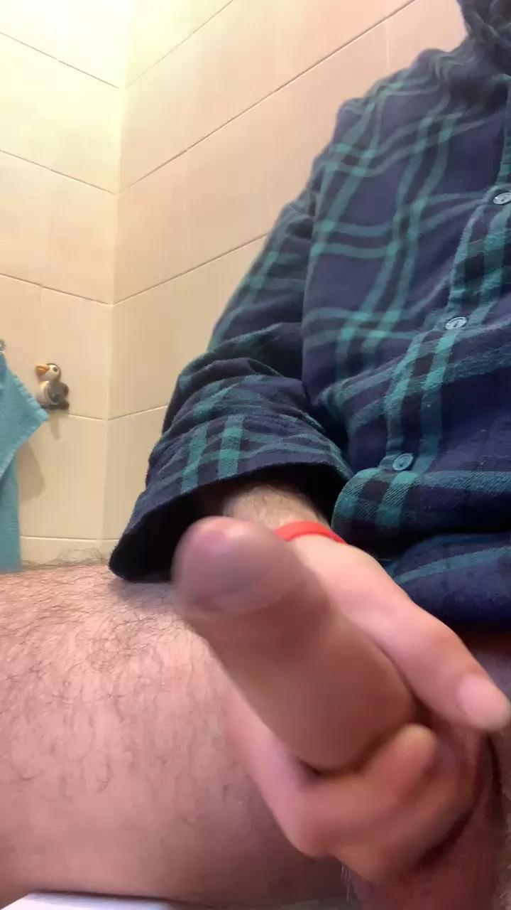 McEnrick1983 on Cam4 