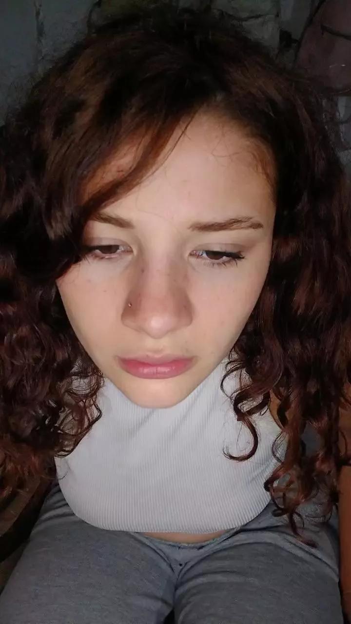 Meluu5 on Cam4 