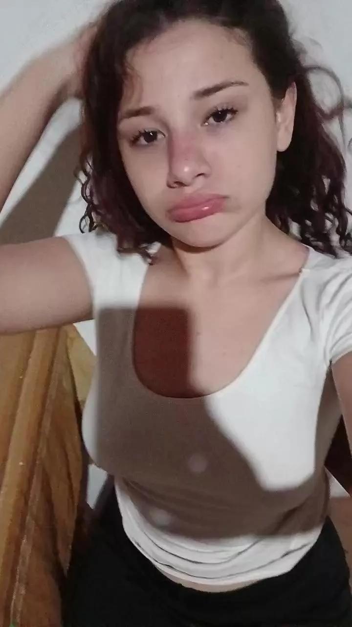 Meluu5 on Cam4 