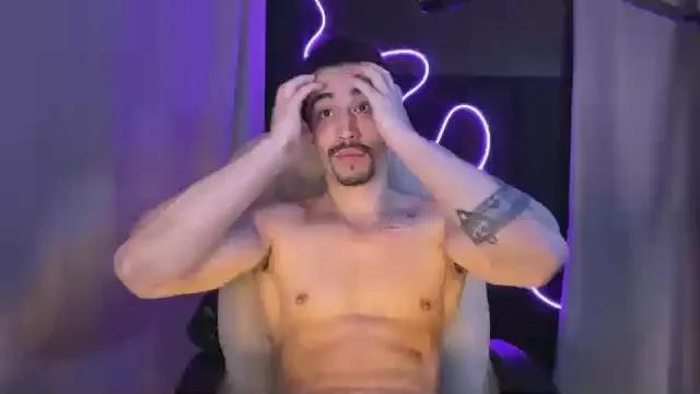 mettew22c on Cam4 